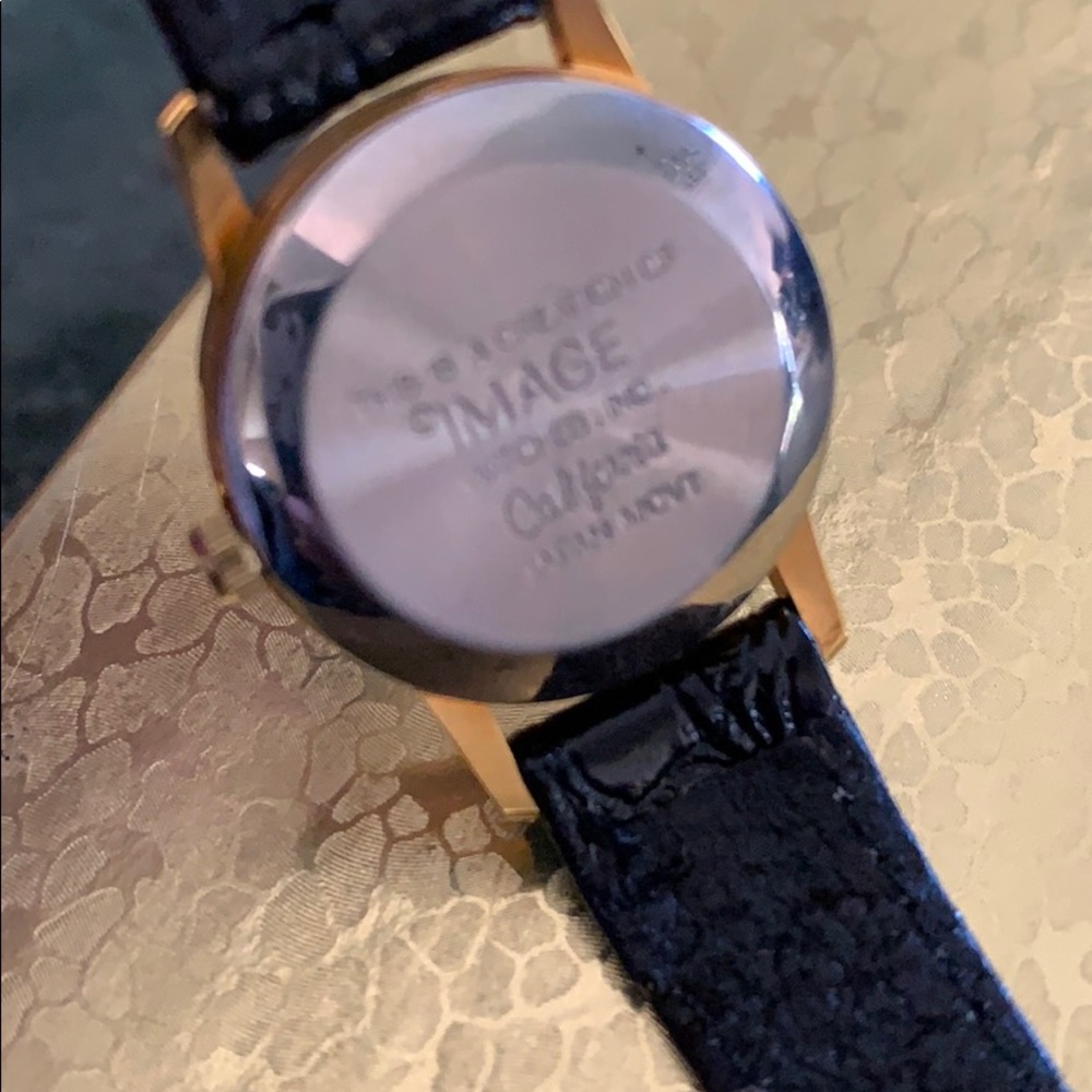 Watch - Picture 5 of 7